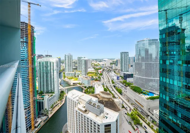4th image of 200 Biscayne Boulevard Wy #4409, Miami, FL 33131 | MLS# A12061388
