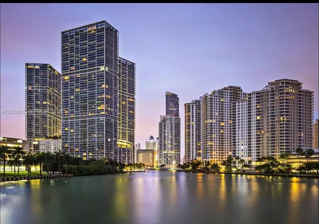 1st image of 485 Brickell Ave #4711, Miami, FL 33131 | MLS# A12062406