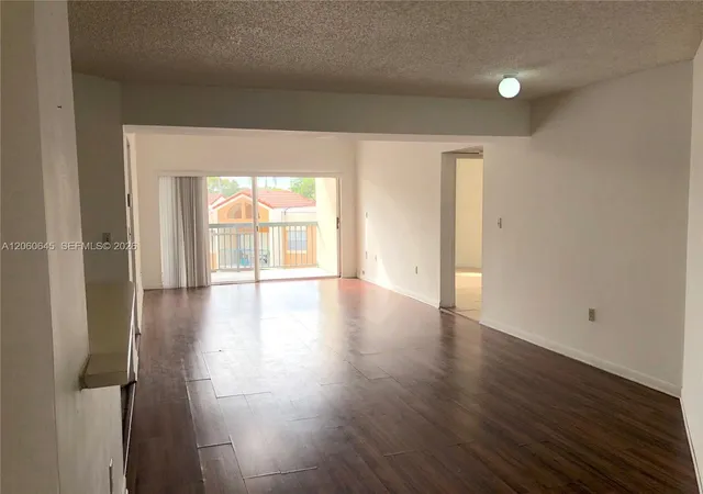 4th image of 6280 Nw 186Th St, Miami, FL 33015