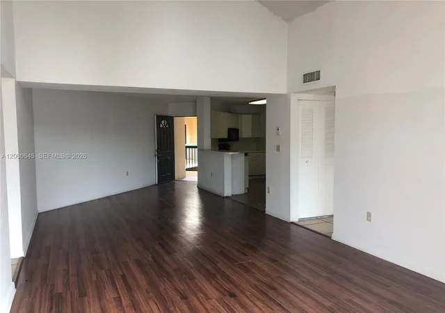 5th image of 6280 Nw 186Th St, Miami, FL 33015