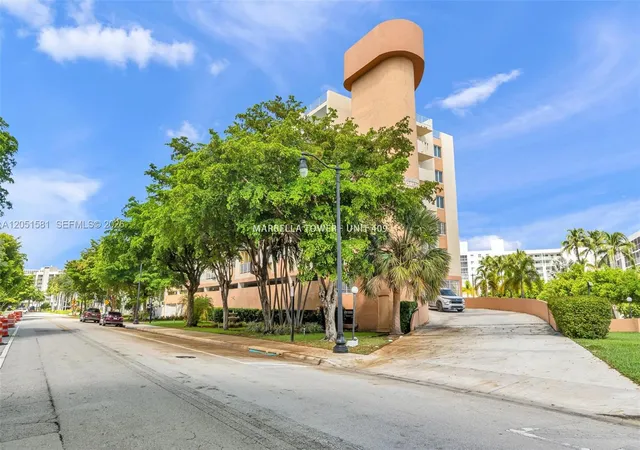 31st image of 200 178th Dr #409, Sunny Isles Beach, FL 33160 | MLS# A12051581