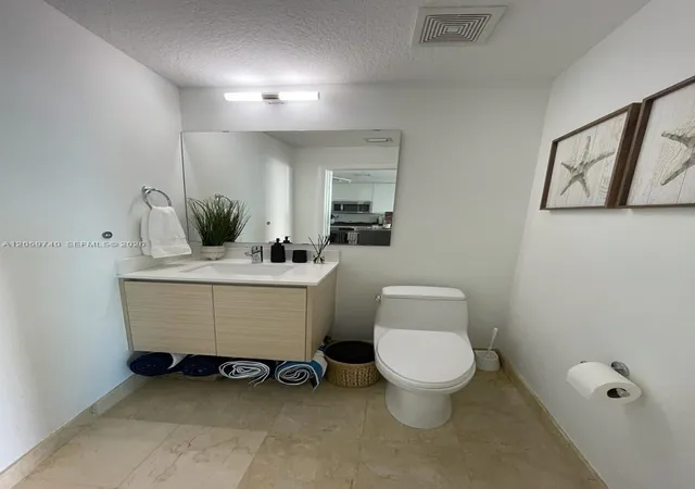 2nd image of 6515 Collins Ave, Miami Beach, FL 33141