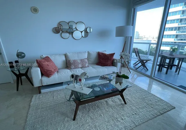 4th image of 6515 Collins Ave #710, Miami Beach, FL 33141 | MLS# A12059740