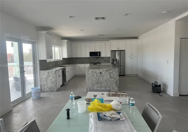 2nd image of 456 Bahia Honda Rd, Key Largo, FL 33037 | MLS# A12062509