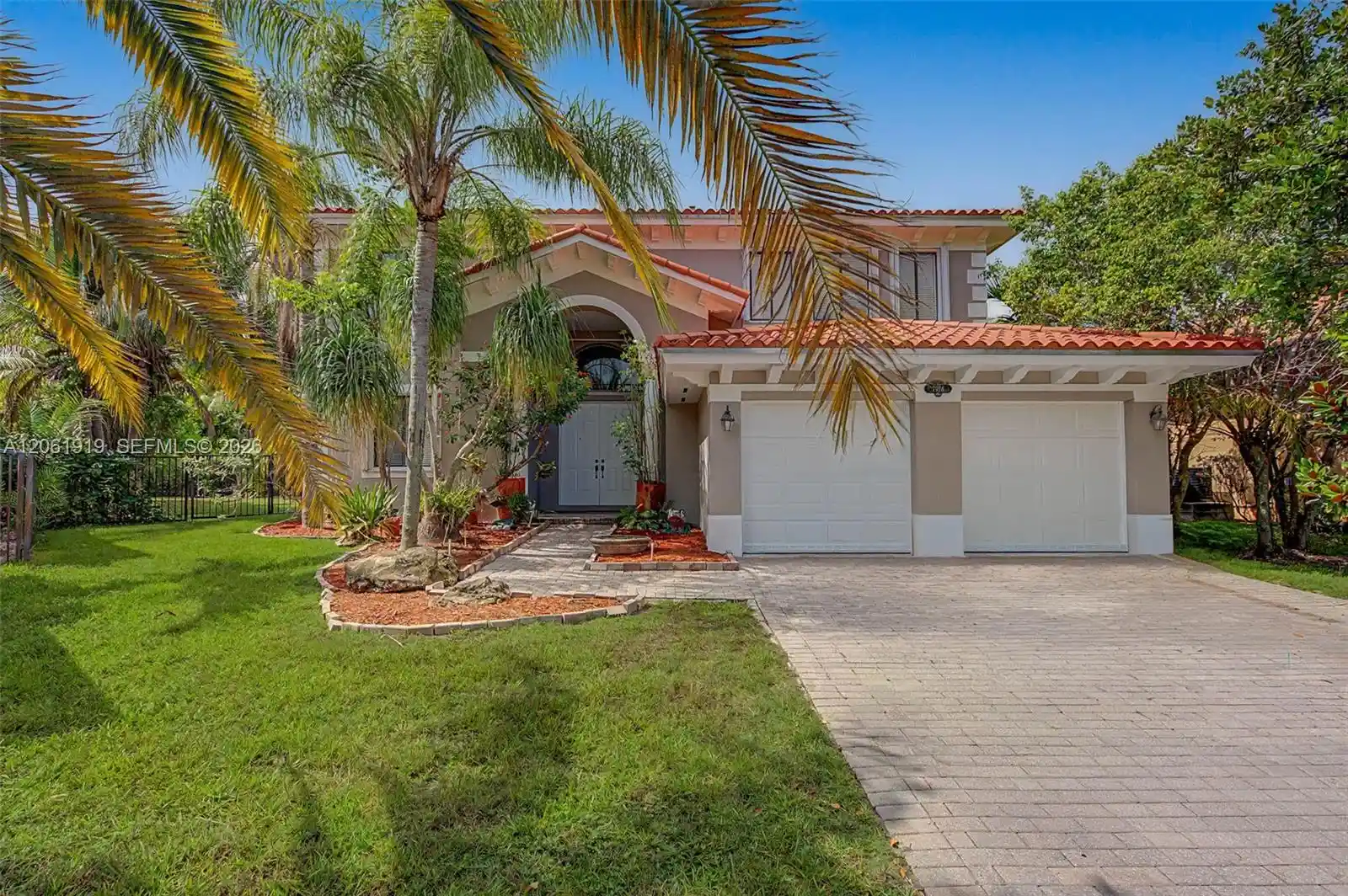 Photo 1 of Single family home for sale at 7926 SW 195th Terrace, Cutler Bay, FL 33157 | MLS# A12061919 | Listing updated on 2026-10-27