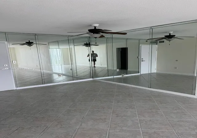 5th image of 2851 Ne 183rd St #1609E, Aventura, FL 33160 | MLS# A12061497