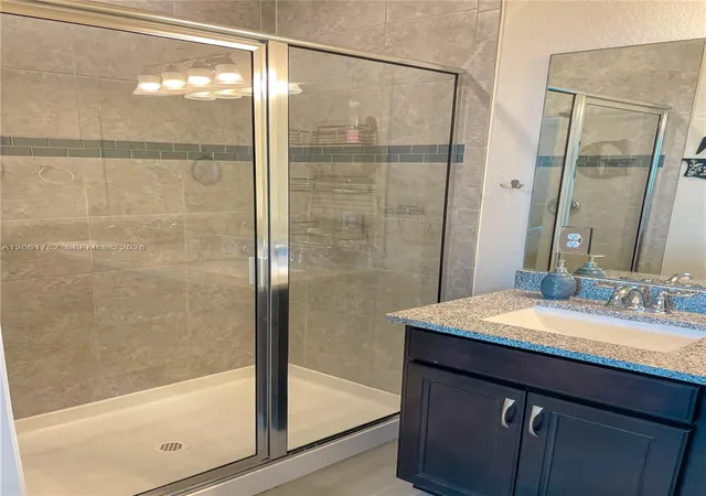 4th image of 5100 Eucalyptus Dr #2, Hollywood, FL 33021 | MLS# A12061782