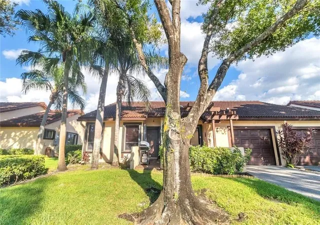 Photo 1 of Single family home for sale at 7212 Primrose Ln #7212, Tamarac, FL 33321 | MLS# B26058398 | Listing updated on 2026-09-28