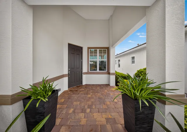 3rd image of 25037 Sw Alberti Wy, Port Saint Lucie, FL 34986 | MLS# B26058402