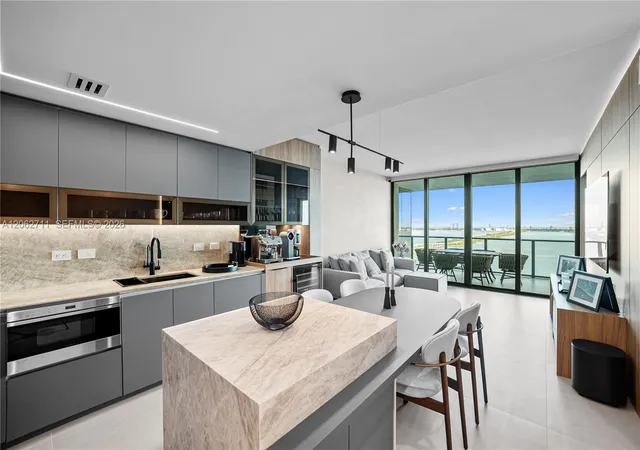 2nd image of 3131 Ne 7th Ave #2805, Miami, FL 33137 | MLS# A12062711