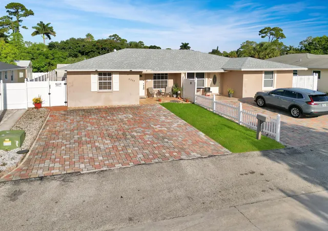 29th image of 5365 Cannon Wy, West Palm Beach, FL 33415 | MLS# B26058426