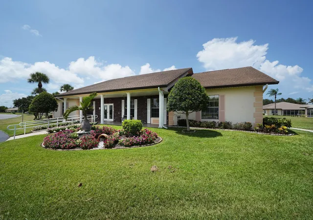 5th image of 5852 Dream Ct, Fort Pierce, FL 34982