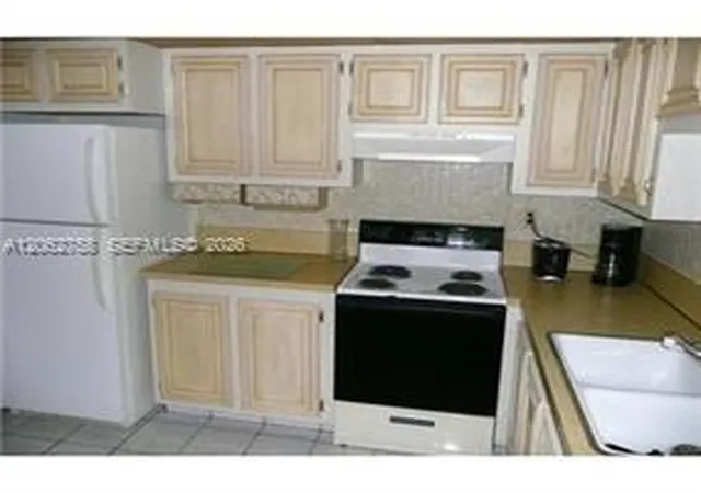 2nd image of 4047 NW 16th Street #109, Lauderhill, FL 33313 | MLS# A12062758