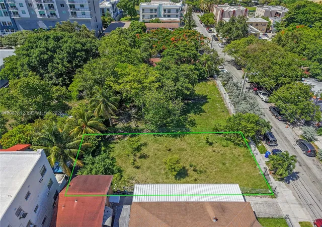 7th image of 120 Nw 7th Ave, Miami, FL 33128 | MLS# A12062812