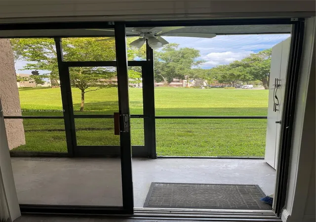 2nd image of 10434 Sunrise Lakes Blvd, Sunrise, FL 33322