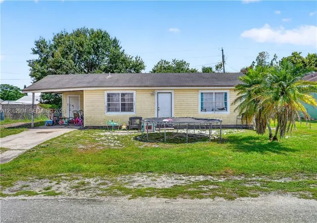 1st image of 1132 Kentucky Ave, Clewiston, FL 33440 | MLS# A12062994