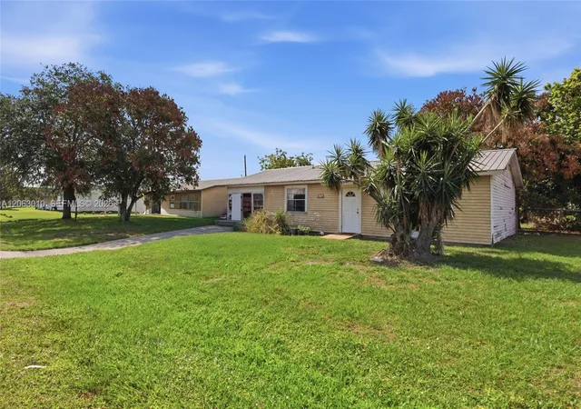 3rd image of 1132 Mississippi, Clewiston, FL 33440 | MLS# A12063010