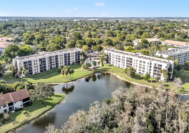 2nd image of 2900 Nw 42nd Ave #A402, Coconut Creek, FL 33066 | MLS# A12063005