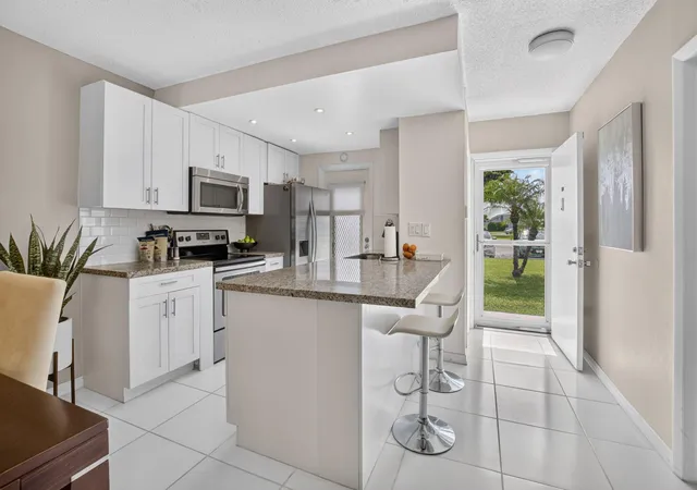 Photo 2 of Condo for sale at 1115 Lake Ter #103, Boynton Beach, FL 33426 | MLS# B26058620 | Listing updated on 2026-10-01