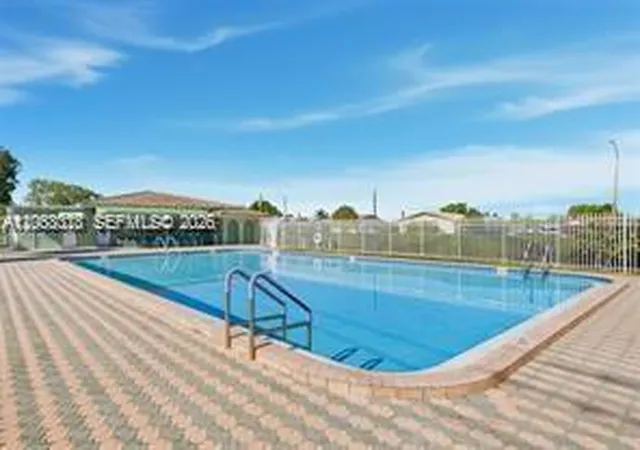 16th image of 5713 Nw 87th Ave, Tamarac, FL 33321 | MLS# A12063013