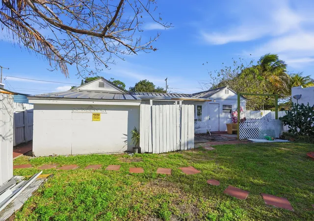 Photo 3 of Multi family home for sale at 230 Sw 14th Street, Dania, FL 33004 | MLS# B26058623 | Listing updated on 2026-09-28