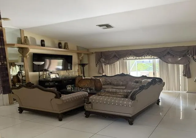 2nd image of 188 Caribe Ct, Greenacres, FL 33413 | MLS# B26058630