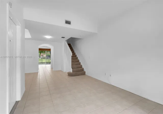 3rd image of 4956 Leeward Ln #3804, Fort Lauderdale, FL 33312 | MLS# A12057915