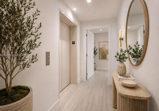 3rd image of 2411 Laguna Cir #306, Miami, FL 33181 | MLS# A12060428