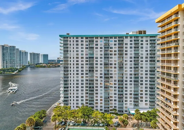 2nd image of 301 174Th St, Sunny Isles Beach, FL 33160