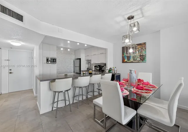 1st image of 2851 Ne 183rd St #605E, Aventura, FL 33160 | MLS# A12063100