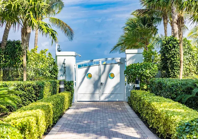 21st image of 50 S Pointe Dr #510, Miami Beach, FL 33139 | MLS# A12053328