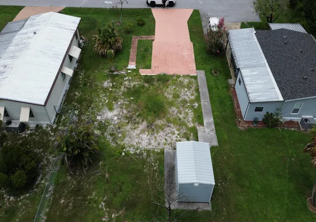 4th image of 2574 Sw Monarch Trl, Stuart, FL 34997 | MLS# B26058695