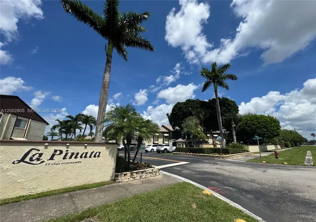 2nd image of 5773 La Pinata Blvd #A-1, Greenacres, FL 33463 | MLS# A12062805