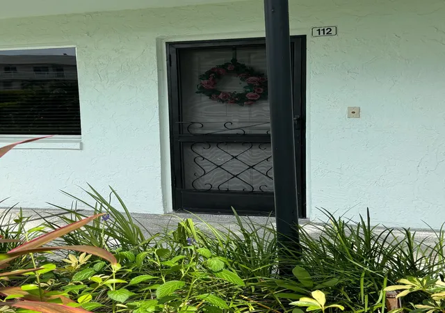 Photo 2 of Condo for sale at 6698 10th Avenue N #112, Lake Worth, FL 33467 | MLS# B26058719 | Listing updated on 2026-10-02