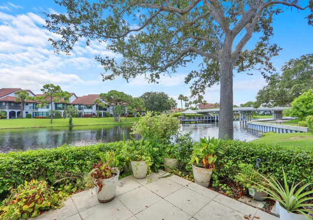 Photo 4 of Condo for sale at 16000 W Bay Dr #158, Jupiter, FL 33477 | MLS# B26058721 | Listing updated on 2026-10-07
