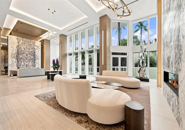 3rd image of 21205 Yacht Club Dr #1502, Aventura, FL 33180 | MLS# A12060452