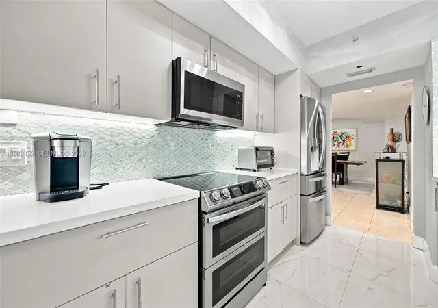5th image of 21205 Yacht Club Dr #1502, Aventura, FL 33180 | MLS# A12060452