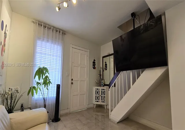 4th image of 1345 W 41St St #6, Hialeah, FL 33012 | MLS# A12062913