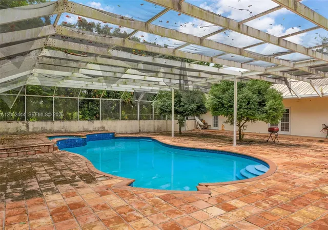 41st image of 26500 Sw 217th Ave, Homestead, FL 33031 | MLS# A12062444