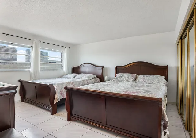Photo 4 of Condo for sale at 180 NE 12th Avenue #15E, Hallandale Beach, FL 33009 | MLS# B26058740 | Listing updated on 2026-09-23