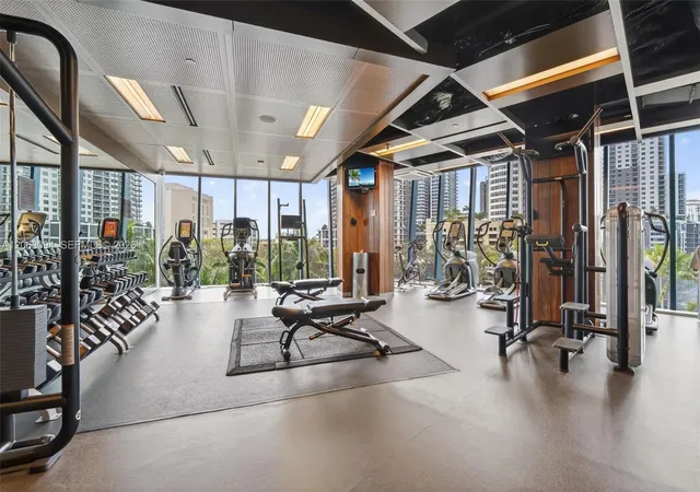 2nd image of Las Olas River House, Fort Lauderdale, FL 33301