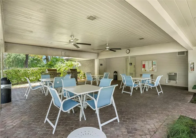 2nd image of 3091 N Crse Dr, Pompano Beach, FL 33069