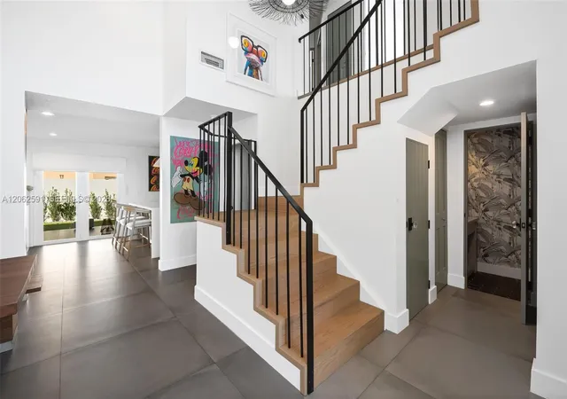 5th image of 18146 Nw 61St Pl, Hialeah, FL 33015 | MLS# A12062591