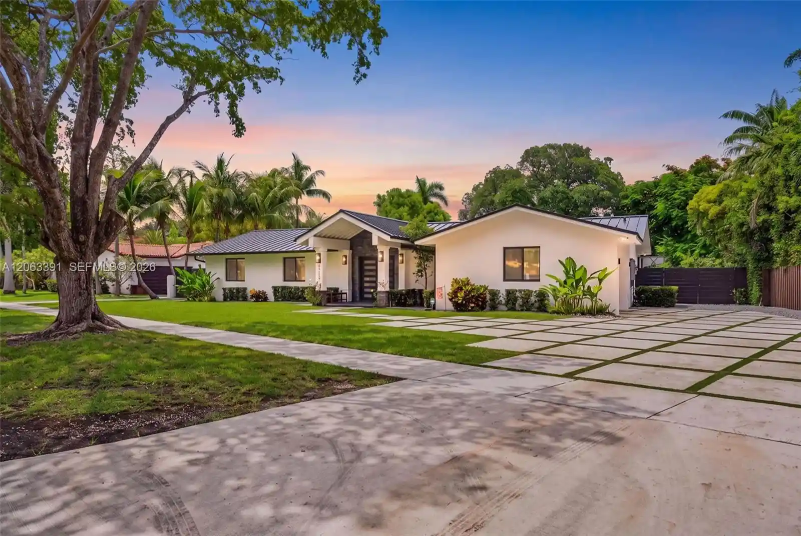 Single family home for sale at 17701 SW 87th Avenue, Palmetto Bay, FL 33157 | MLS# A12063391