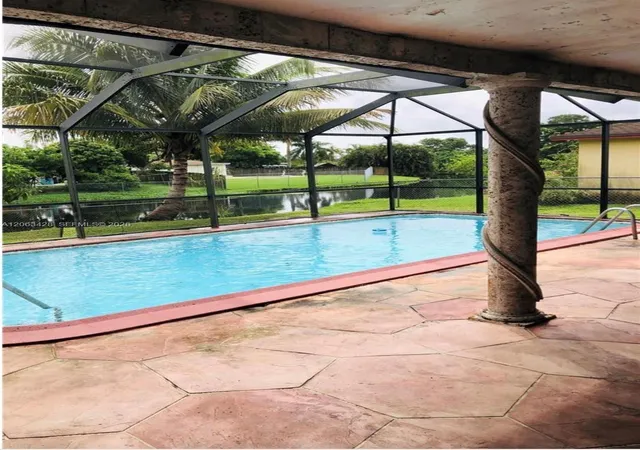 4th image of 2160 Nw 82Nd Ter, Sunrise, FL 33322 | MLS# A12063428