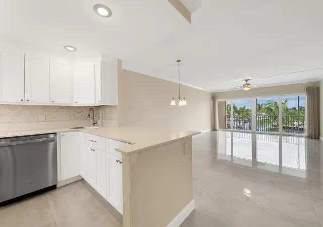 Photo 3 of Condo for sale at 400 N Federal Hwy #408, Deerfield Beach, FL 33441 | MLS# B26058865 | Listing updated on 2026-09-23