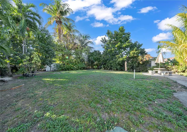 45th image of 11021 Sw 4th St, Sweetwater, FL 33174 | MLS# A12063467