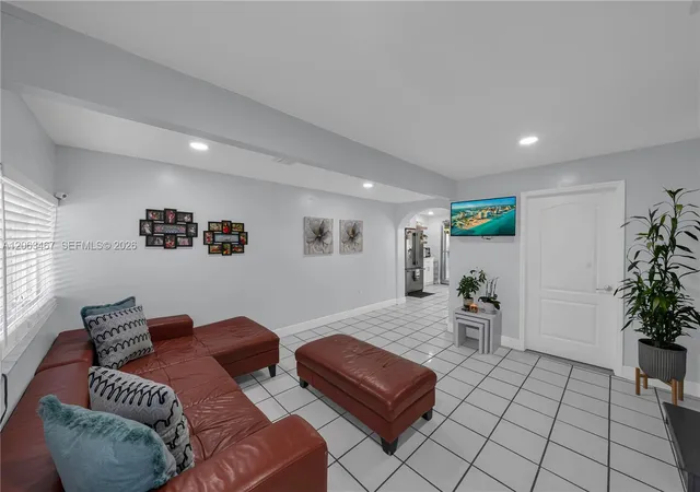 4th image of 11021 Sw 4Th St, Sweetwater, FL 33174 | MLS# A12063467