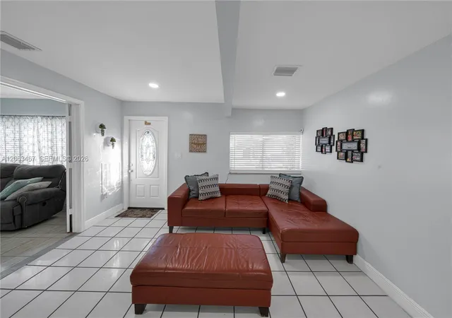 5th image of 11021 Sw 4Th St, Sweetwater, FL 33174 | MLS# A12063467