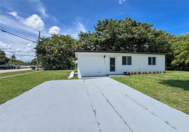 2nd image of 3311 Nw 9th St, Lauderhill, FL 33311 | MLS# A12062519